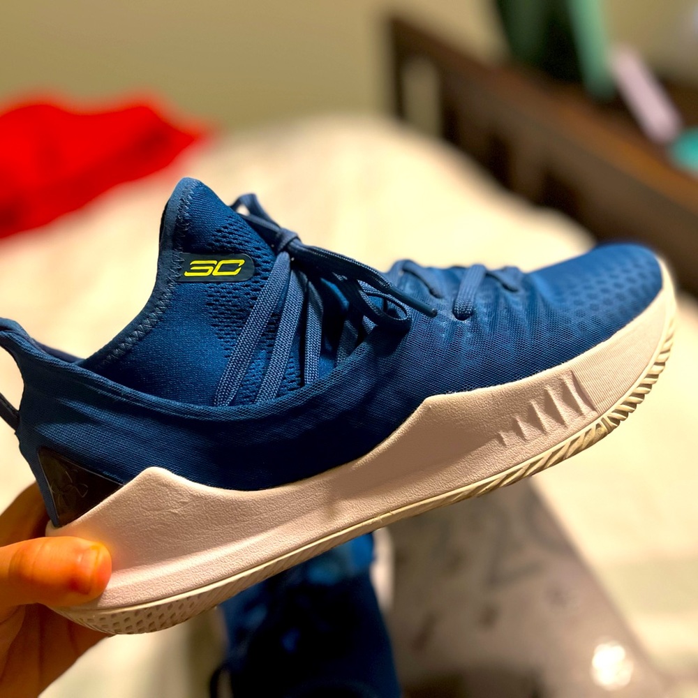Steph Curry basketball shoes